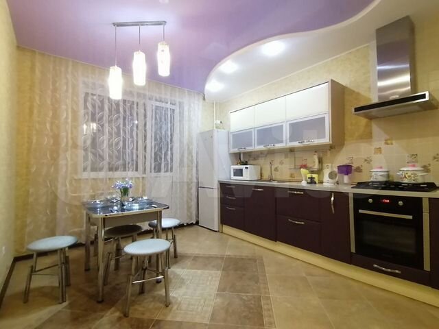 2-к. квартира, 65 м², 5/9 эт.