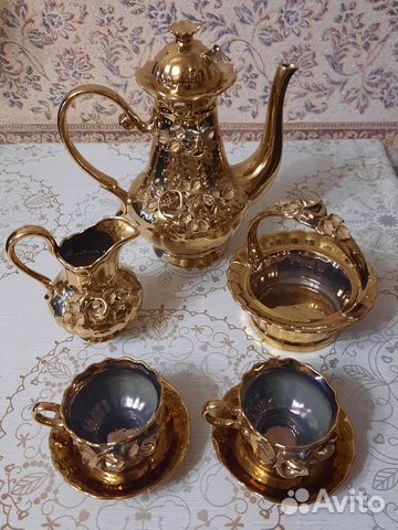 Сервиз кофейно-чайный золотой на 2 персоны