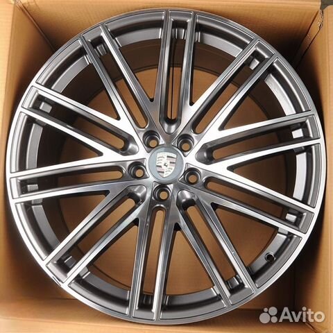 Новые диски Porsche Macan R21