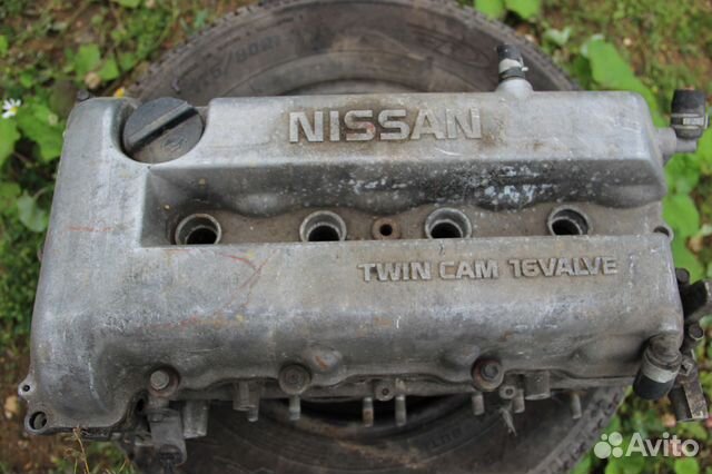 Головка блока цилиндров на Nissan Primera