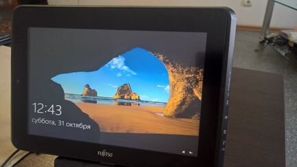 Планшет Fujitsu stylistic Q550