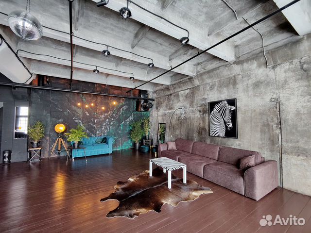 Стильное помещение для мероприятий и праздников