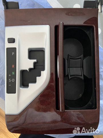 Декоративная накладка на акп Toyota