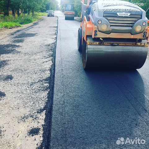 Асфальтирование дорогой и дваров