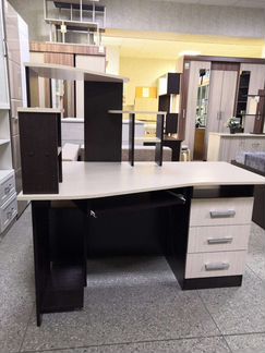 Компьютерный стол угловой новый