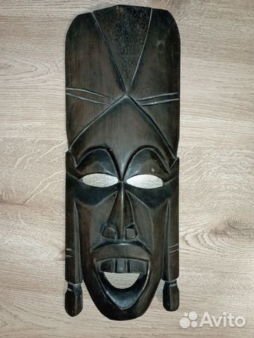 Маска деревянная из Африки