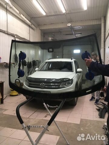 Лобовое на тигуан