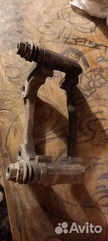 Скоба суппорта Лада Веста