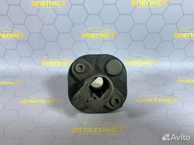 Рулевой карданчик Opel Vectra A