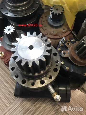 Редуктор поворота в сборе на кму Dongyang SS3506