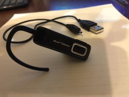 Блютус наушник с микрофоном