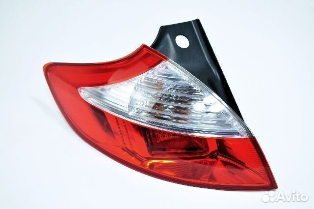 Фонарь задний наружний левый Renault Megane 3