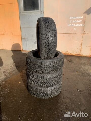Bridgestone Blizzak Spike-01 235/55 R18