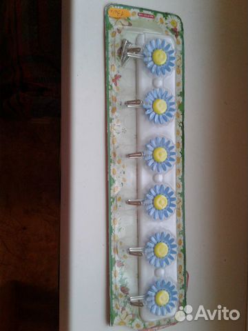 Вешалка -крючки на липучке