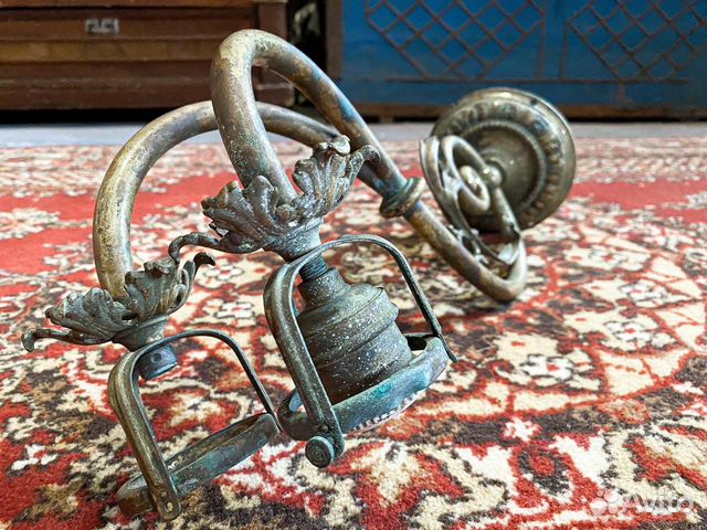 Светильник старинный насстенный