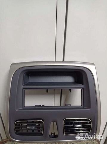 Передняя панель под магнитолу Рено логан