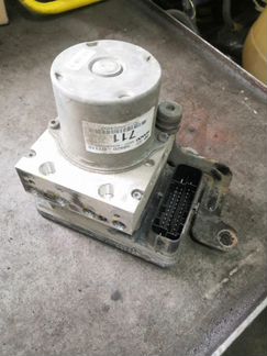 Блок управления ABS Hyundai Tucson 3 2015-2020 гг