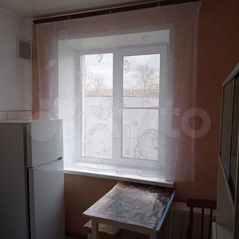 2-к. квартира, 40 м², 3/3 эт.