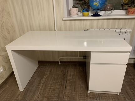 Письменный стол IKEA malm б/у