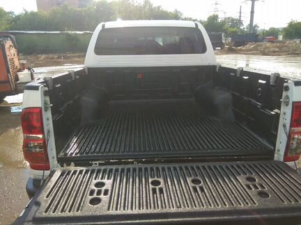 Аренда пикап Тойота Хайлюкс 4х4 с водителем