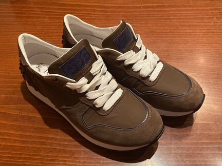 Tods кроссовки женские