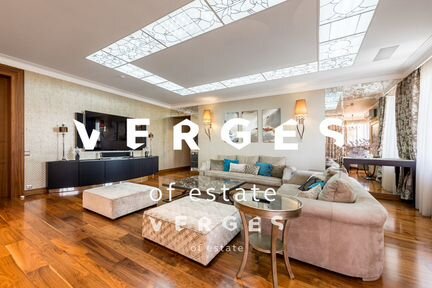5-к квартира, 220 м², 30/37 эт.