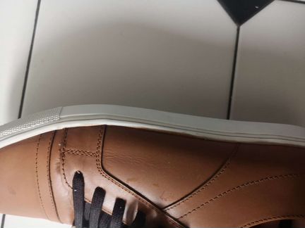 Кеды кожанные