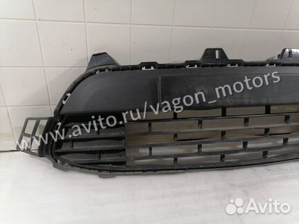 Решетка бампера передняя Kia Rio 4 седан 2017-2020