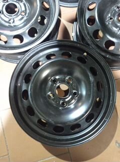 Диски новые оригинал R16 S на VW