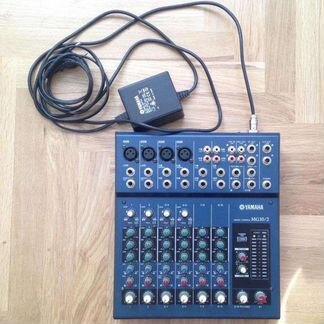 Микшерный пульт Yamaha MG10/2