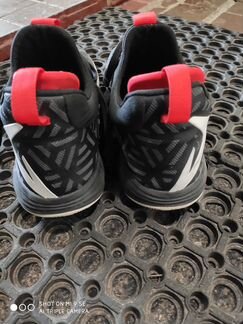 Кроссовки мужские 42