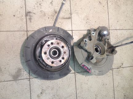 Задний кулак Мерседес ML 164, R 251 AMG 63