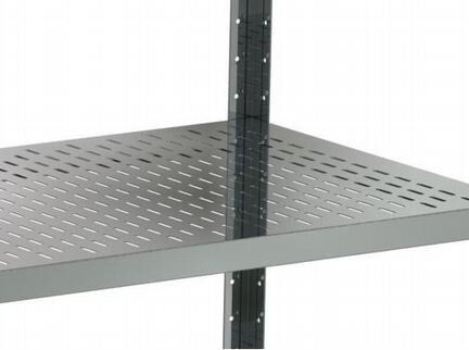 Стеллажи с порфорированными полками для рассады и