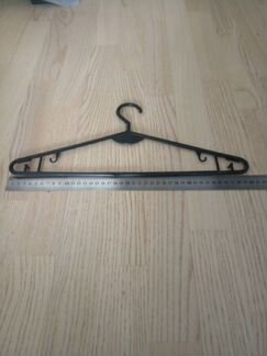 Вешалки (плечики) для одежды