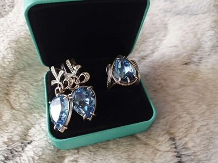 Бижутерия. Кольцо и серьги серебро