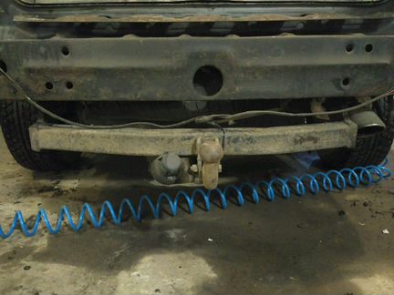 Усилитель бампера Ssang Yong Kyron