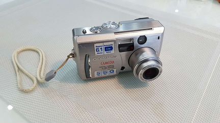 Фотоаппарат OlympusCamedia C-60 Zoom