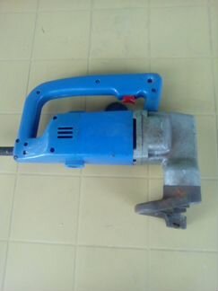 Ножницы по металлу электрические