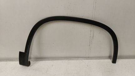 Накладка арки крыла передняя правая VW Tiguan