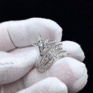 Золотое кольцо Chanel с бриллиантами 1.5 ct