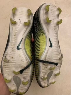 Бутсы Nike