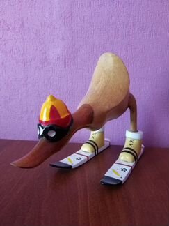 Фигура из дерева Утюнок на лыжах