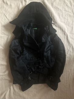 Женская куртка с капюшоном benetton черная 44