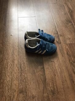 Кроссовки adidas