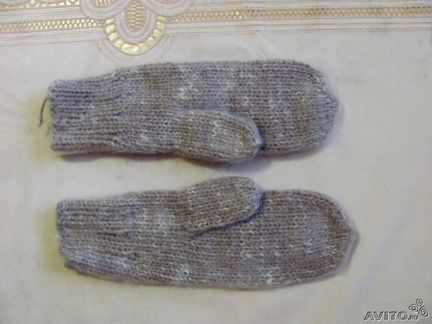 Новые шерстяные варежки