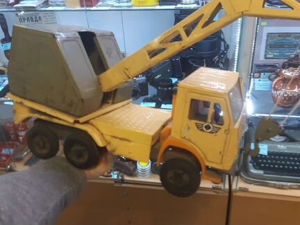 Игрушечный кран СССР