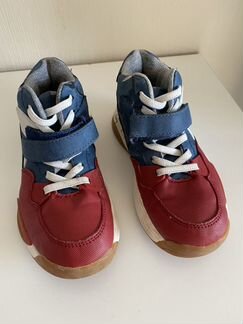 Кроссовки Zara