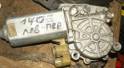 Мотор стеклоподъемника передний лев Mercedes W140