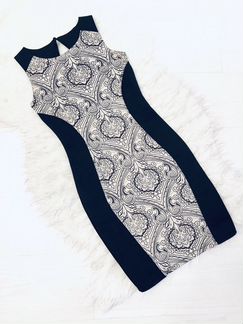 Вечерне-офисное мини платье с открытой спиной