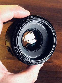 Объектив Canon EF 50 mm 1:1.8 II